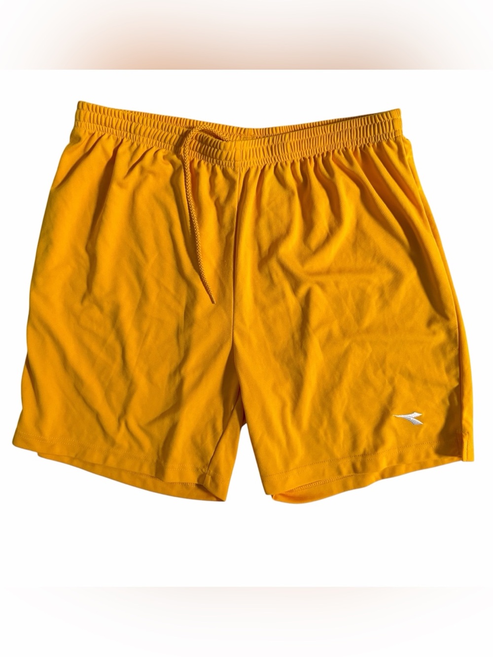 Diadora Ermano DiaDry Athletic Soccer Shorts Men’s Large Yellow Gold 6” Inseam